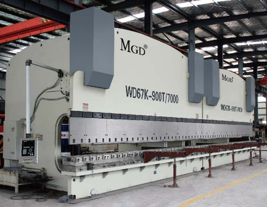 電液伺服雙機聯動折彎機是如何操作的